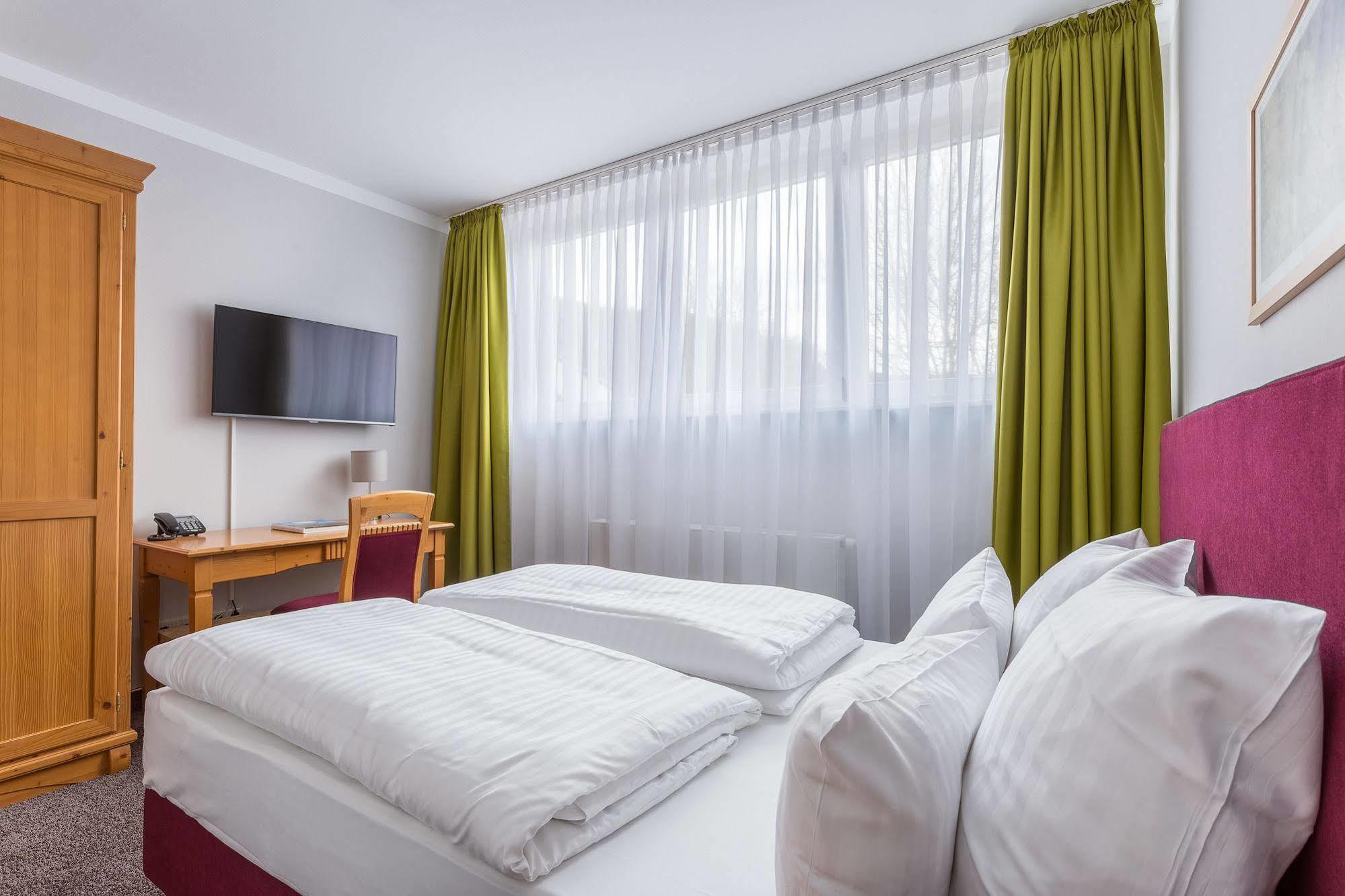 Hotel Annaberg Bad Dürkheim Esterno foto